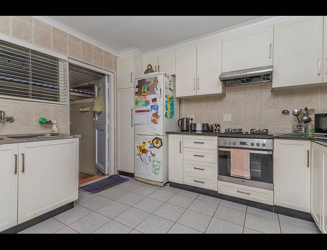 4 BEDROOM SIMPLEX FOR SALE IN WESTVILLE